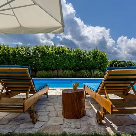 Kata With Pool And Whirlpool Bilopavlovici